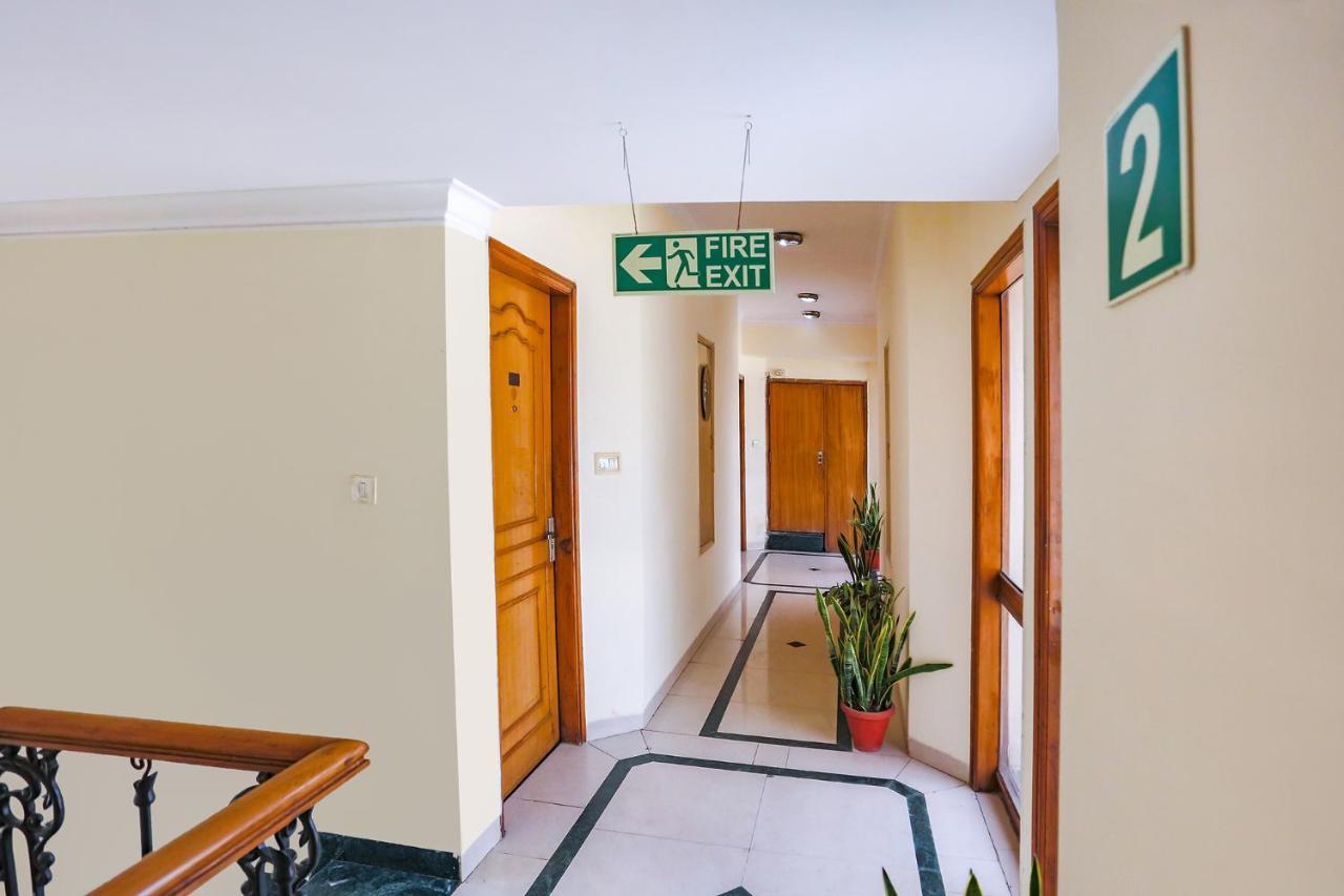 Fabhotel Altus Гургаон Экстерьер фото